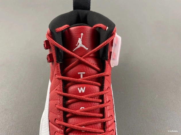 Rep 12 Jordan Alternate Air 130690-600 0715